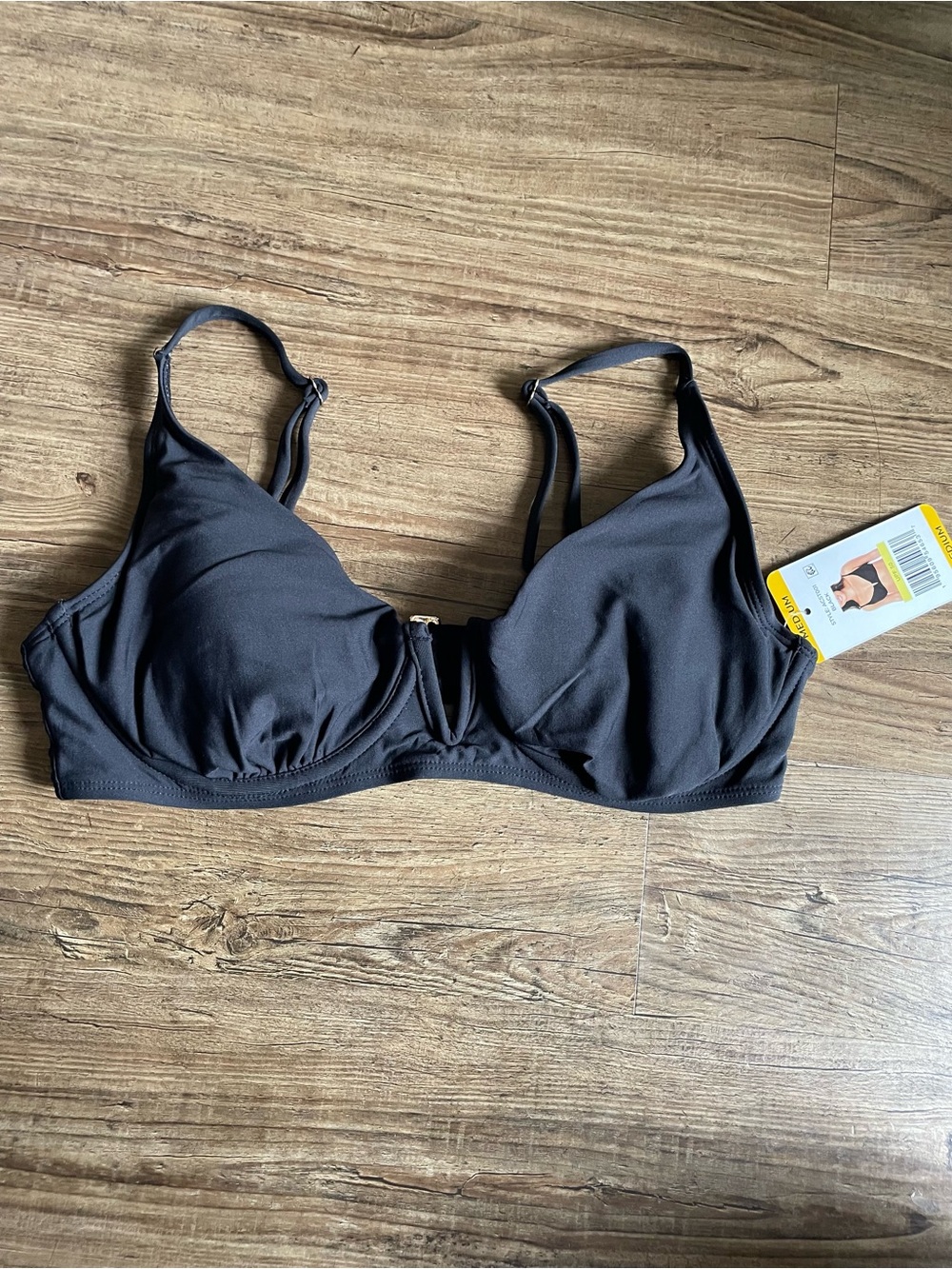 Women’s underwire bikini top